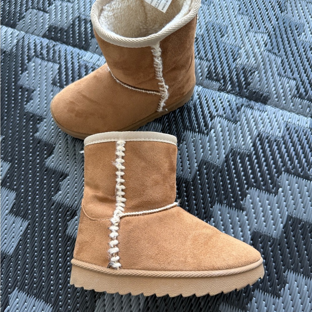 Toddler Boots - Cozy Tan Faux Suede Boots Size 7/8